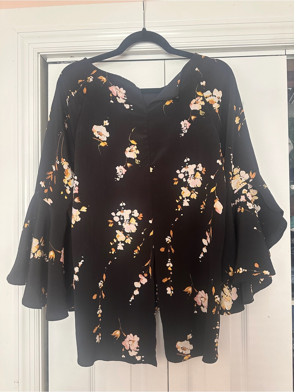 Women’s Black Floral Bell-Sleeve Top